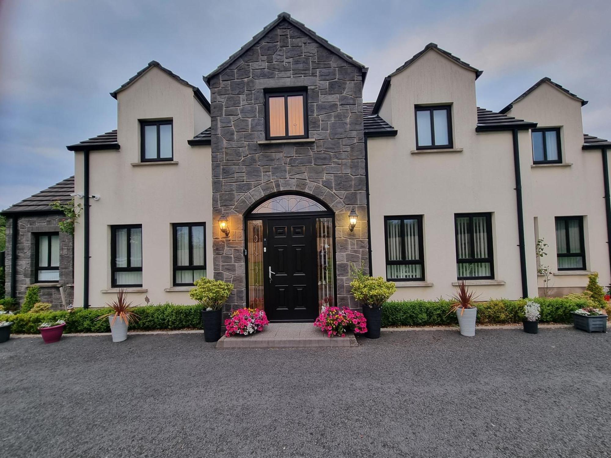 كروملين Boutique Country House Aldergrove المظهر الخارجي الصورة